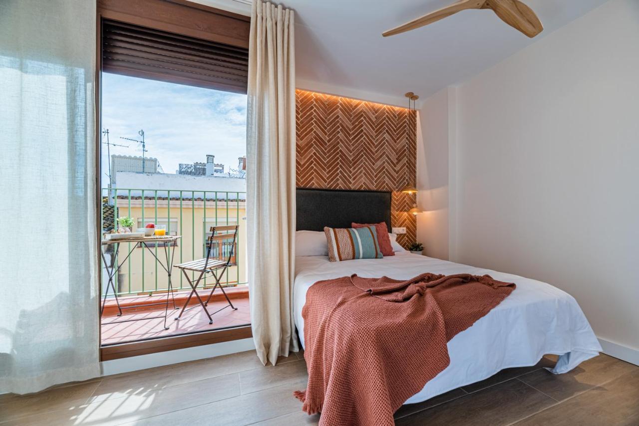 Vestal Suites Domo Камбрильс Экстерьер фото