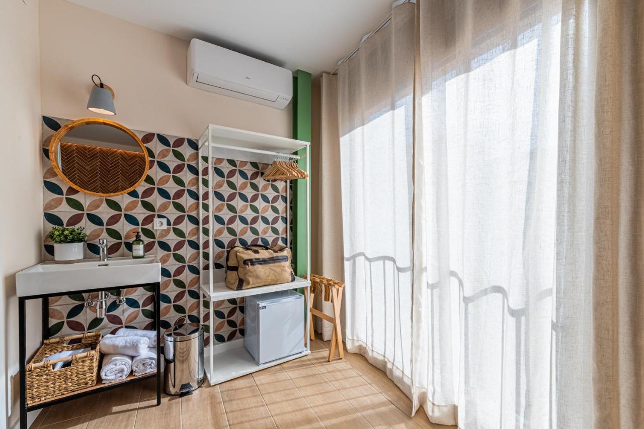 Vestal Suites Domo Камбрильс Экстерьер фото